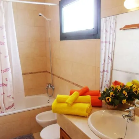 Sleeps 6 Pool Wifi *